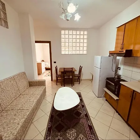 Second Lungomare Apartament Wlora